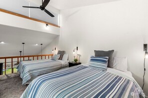 2 bedrooms, WiFi, bed sheets