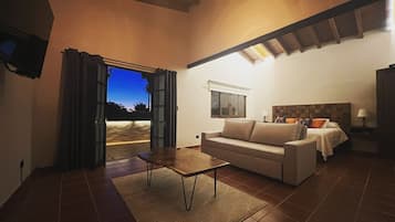 Habitación Gallery, 1 cama King size y sofá cama, aire acondicionado, vista a la ciudad | Ropa de cama de alta calidad y minibar