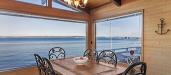 No Bank Waterfront Home - Epic Views and Sandy Beach Await you