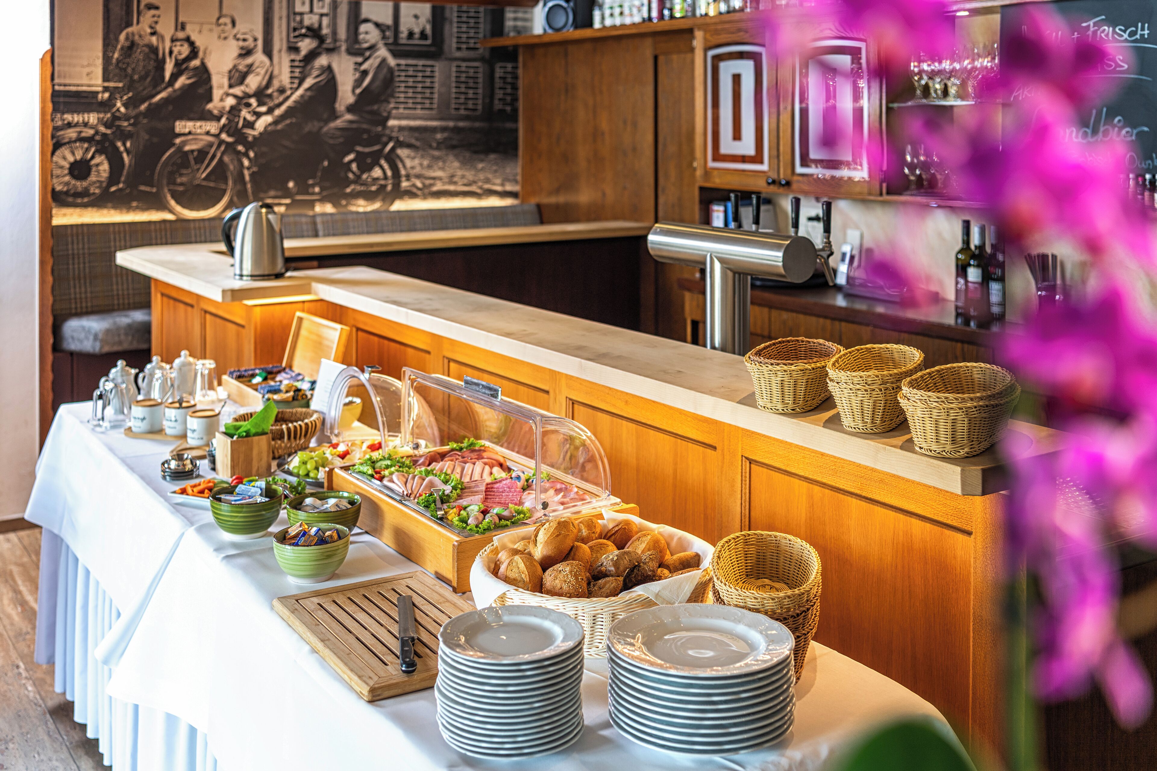 Desayuno de autoservicio diario (EUR 10.00 por persona)