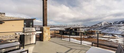 Luxe huis, uitzicht op meer | Balkon