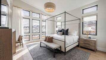 4 bedrooms, free WiFi, bed sheets