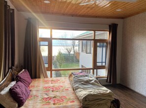 Room, 4 Bedrooms, Smoking, Balcony | 4 bedrooms - Room-sunset View Over Dal Lake 4 (Srinagar)