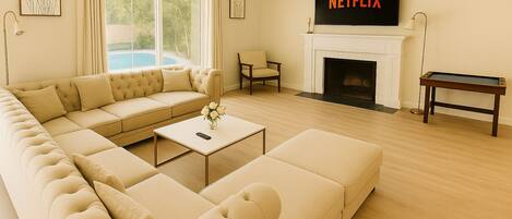 Una Smart TV, una chimenea