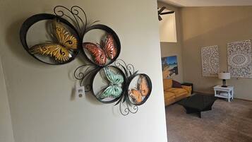 TV connectée, cheminée