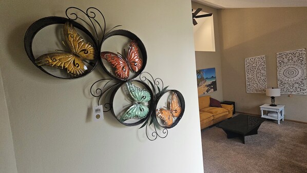 Smart TV, fireplace - Hawthorne Hideaway is a Charming 3-bedrm bed & breakfast in West DSM with WiFi (West Des Moines)