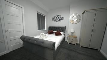 2 bedrooms, iron/ironing board, free WiFi, bed sheets