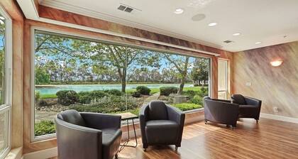 Discover the Lakeview Villa Escape