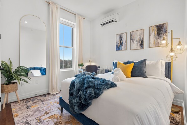 2 bedrooms, desk, iron/ironing board, free WiFi