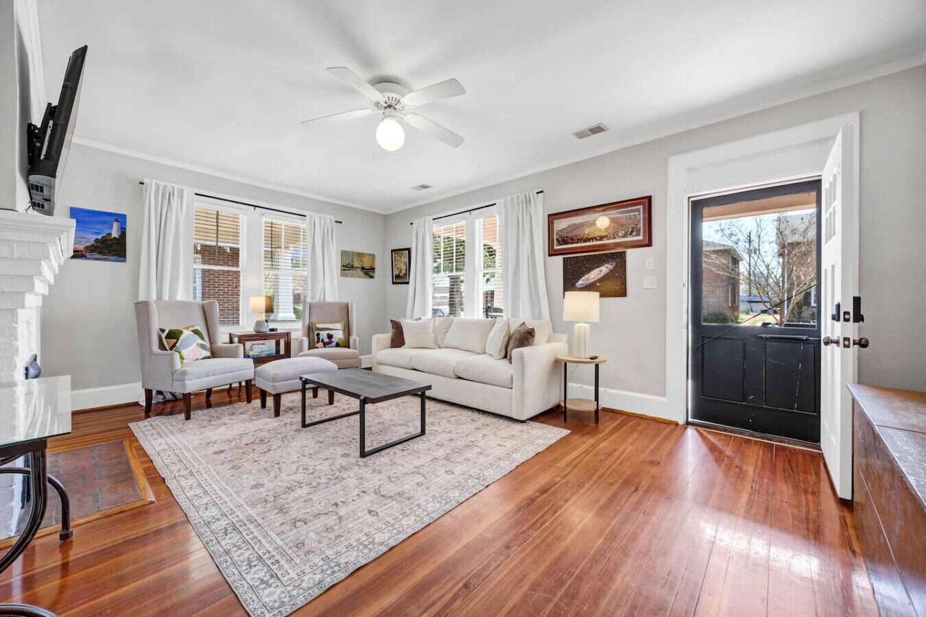 Téléviseur connecté, bureau