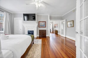 1 camera, una scrivania, ferro/asse da stiro, Wi-Fi gratuito