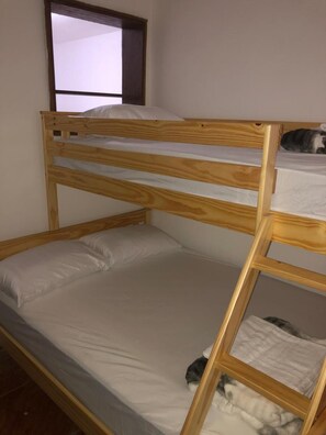 1 chambre, Wi-Fi gratuit, draps fournis