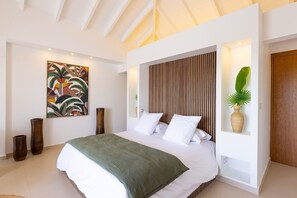 5 bedrooms, in-room safe, desk, iron/ironing board