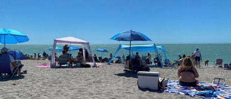 Sun-loungers, beach towels