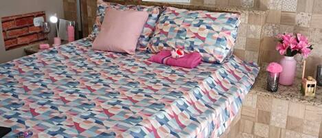 1 habitación, wifi y ropa de cama