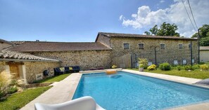 Pool - Gîte Les Capréoles - REGNIE DURETTE (REGNIE DURETTE)