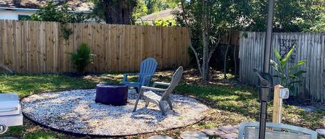 屋外ダイニングエリア