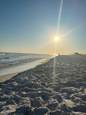 Beach - Brand New 4br Private Beach (Gulf Shores)