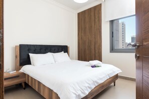 2 chambres, fer et planche à repasser, lit parapluie, Wi-Fi gratuit
