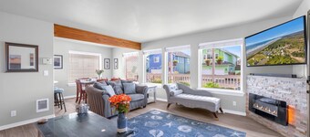 Sunkissed 3BR | Fenced, firepit, glimpse ocean view, near beach access, sleeps 8