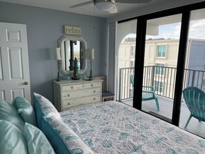 1 slaapkamer, een strijkplank/strijkijzer, wifi, beddengoed