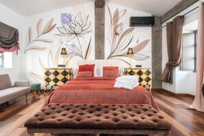 Deluxe Double Room | Desk, laptop workspace, free WiFi - Oakmoon House (Faro)