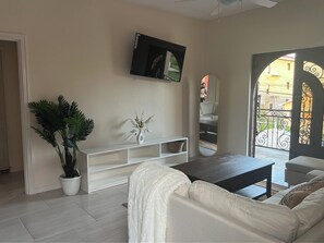 Living area - Modern 2-bedroom apartment in with WiFi, AC (Georgetown)