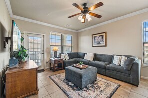 TV - Close To Disney, Clubhouse With Gym, Communal Pool (Davenport)