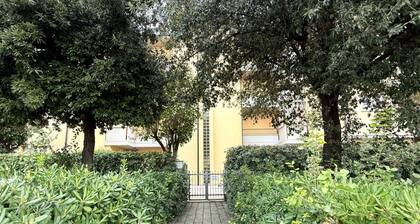 SE149 - Senigallia, elegant two-room apartment a stone's throw from the sea