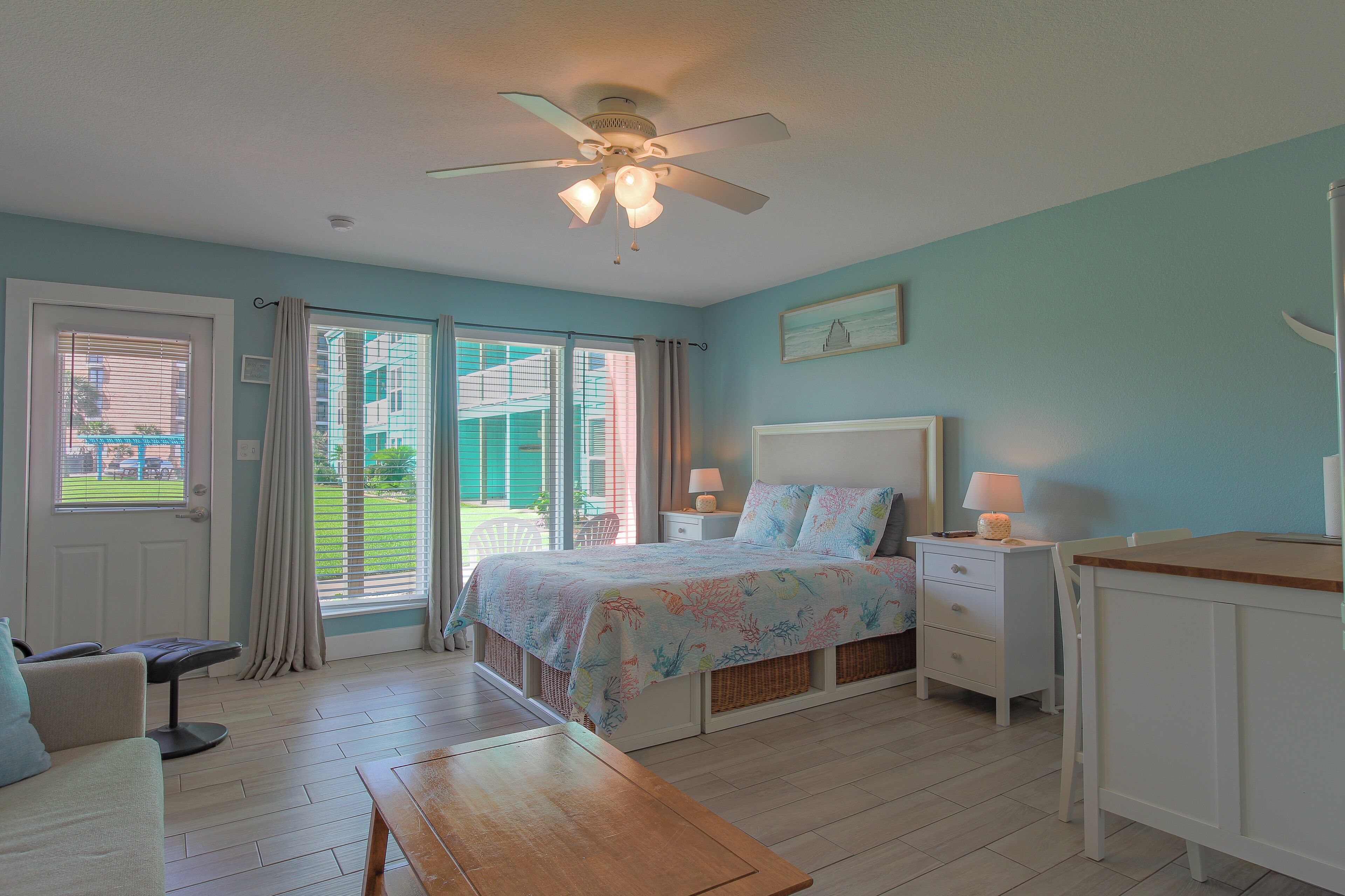 Wifi gratis y ropa de cama 