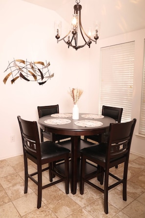 House, Accessible - Work Play Stay Pet-friendly With Foosball (Aubrey)