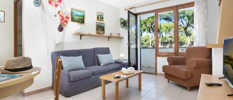 Smart TV y chimenea