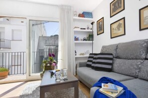 Televisie en een open haard