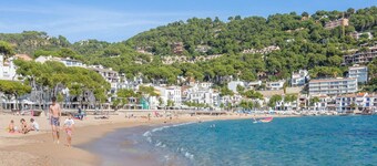 Apartment in Llafranc near Beach & City Center