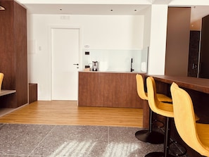 Espace de travail pour ordinateur portable, Wi-Fi gratuit