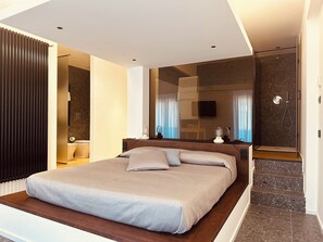 Standard Triple Room, Balcony, Marina View | Laptop workspace, free WiFi