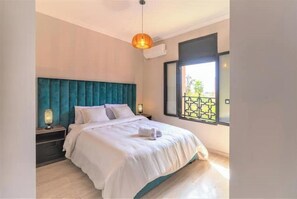 3 bedrooms, WiFi, bed sheets