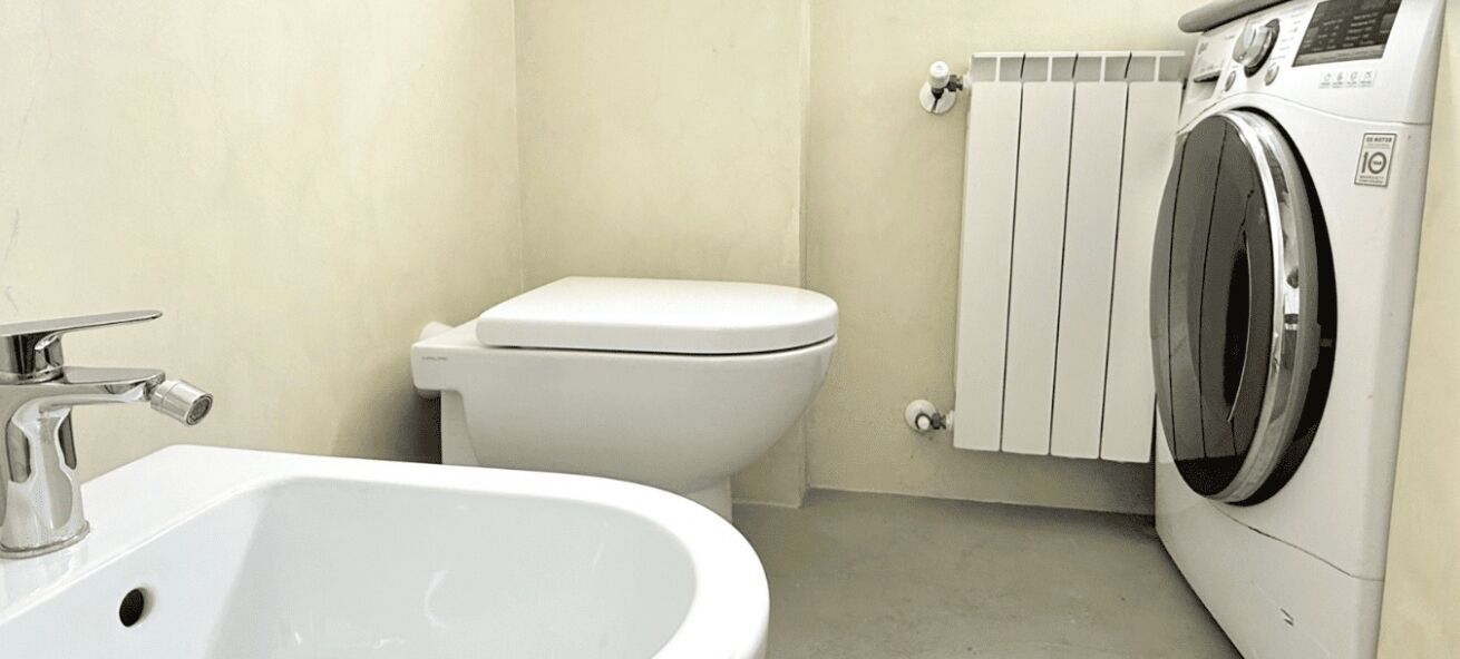 Doccia, bidet, asciugamani
