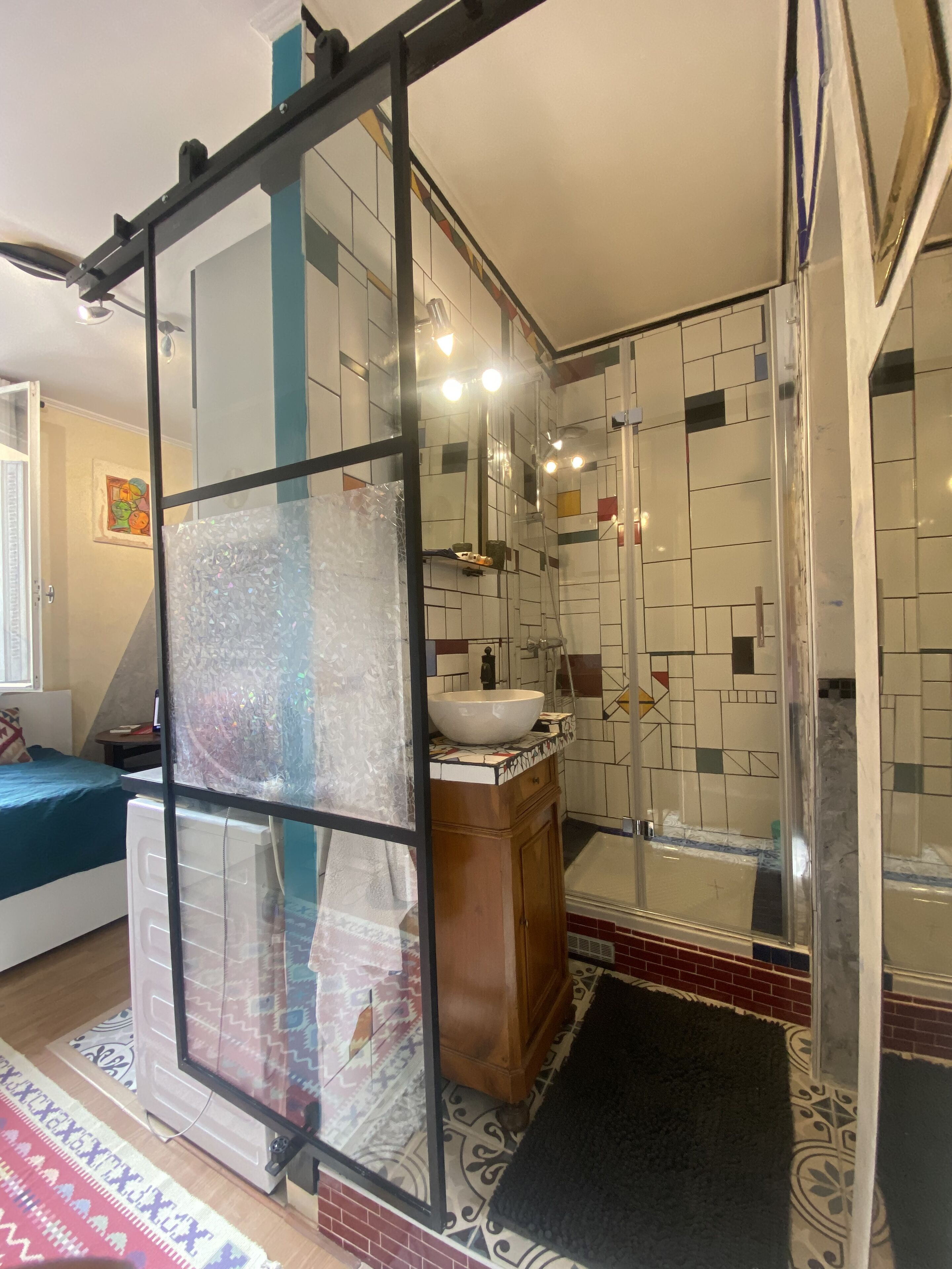 Hårføner, håndklær, såpe og toalettpapir