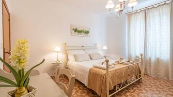 4 Schlafzimmer, Bügeleisen/Bügelbrett, WLAN, Bettwäsche