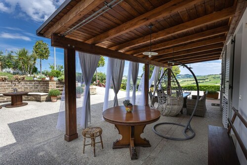 Villa Carassai by MMega