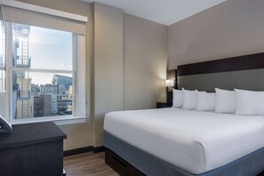 1 slaapkamer, een strijkplank/strijkijzer, wifi, beddengoed