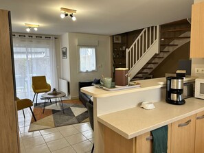 Interior - 1006 - House 4p in a private residence with swimming pool. (PLENEUF VAL ANDRE)