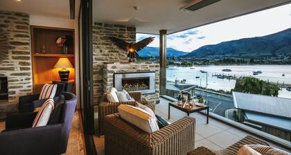 Nautilus - Sleeps 8 - Lake Views