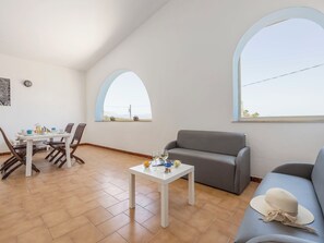 TV - Terrazza sul Mare by Interhome (Balestrate)
