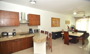Deluxe Apartment, Balcony | Private kitchen
