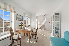 Imagen sin descripción, 4 de 20, botón