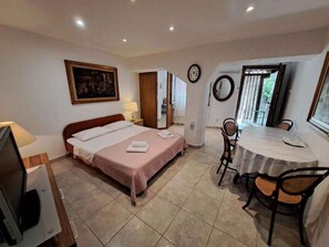1 bedroom, WiFi