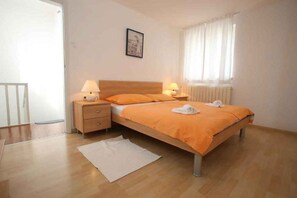 3 bedrooms, WiFi