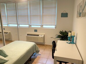 3 Schlafzimmer, Schreibtisch, Bügeleisen/Bügelbrett, kostenloses WLAN